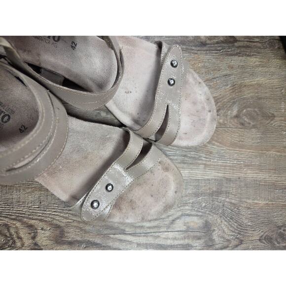 Mephisto Minoa Liz Camel Beige Shimmer Wedge Sandals US Size 12 - Picture 9 of 10